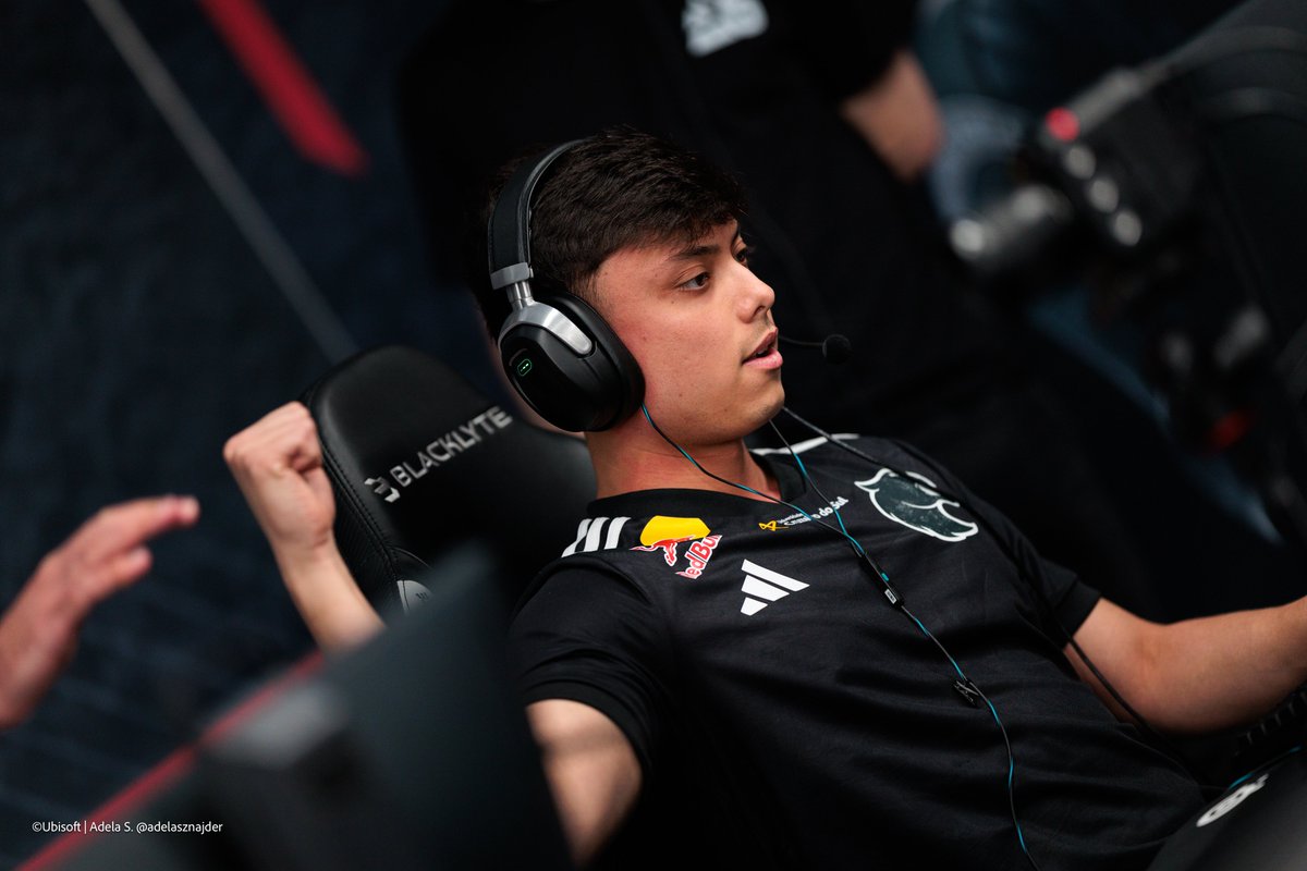 R6atualizado's tweet image. TOP RATING - RELOAD RIO

#1 🇧🇷 @joao92R6 - 1.58
#2 🇨🇦 @SpiriTzR6 - 1.51
#3 🇧🇷 @FelipoX - 1.48
#4 🇺🇸 @kanzenkyari - 1.47
#5 🇧🇷 @Daffor6 - 1.42
#6 🇬🇧 @CTZNr6 - 1.40
#7 🇮🇹 @SarkssR6 - 1.40
#8 🇫🇮 @JaksuR6 - 1.40
#9 🇧🇷 @DiasLucasR6 - 1.38
#10 🇺🇸 @njrR6S - 1.38

🗞️ @Siege_GG