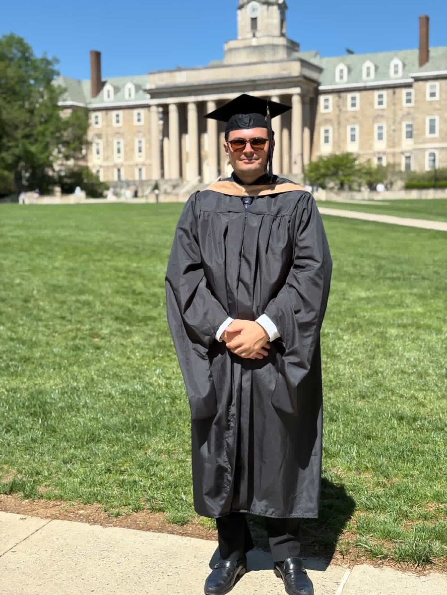Congratulations to Charl and Sam on graduating with their master’s degrees!🎓🥳

#weare #pennstate #pennstatemtennis