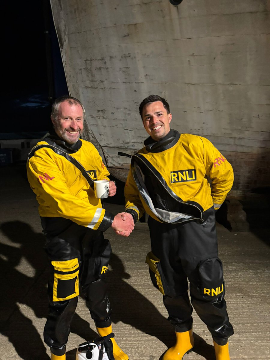 RNLI Walton & Frinton Lifeboat tweet media