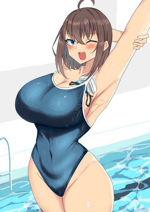 パツパツスク水
フレアちゃん🩱💦 