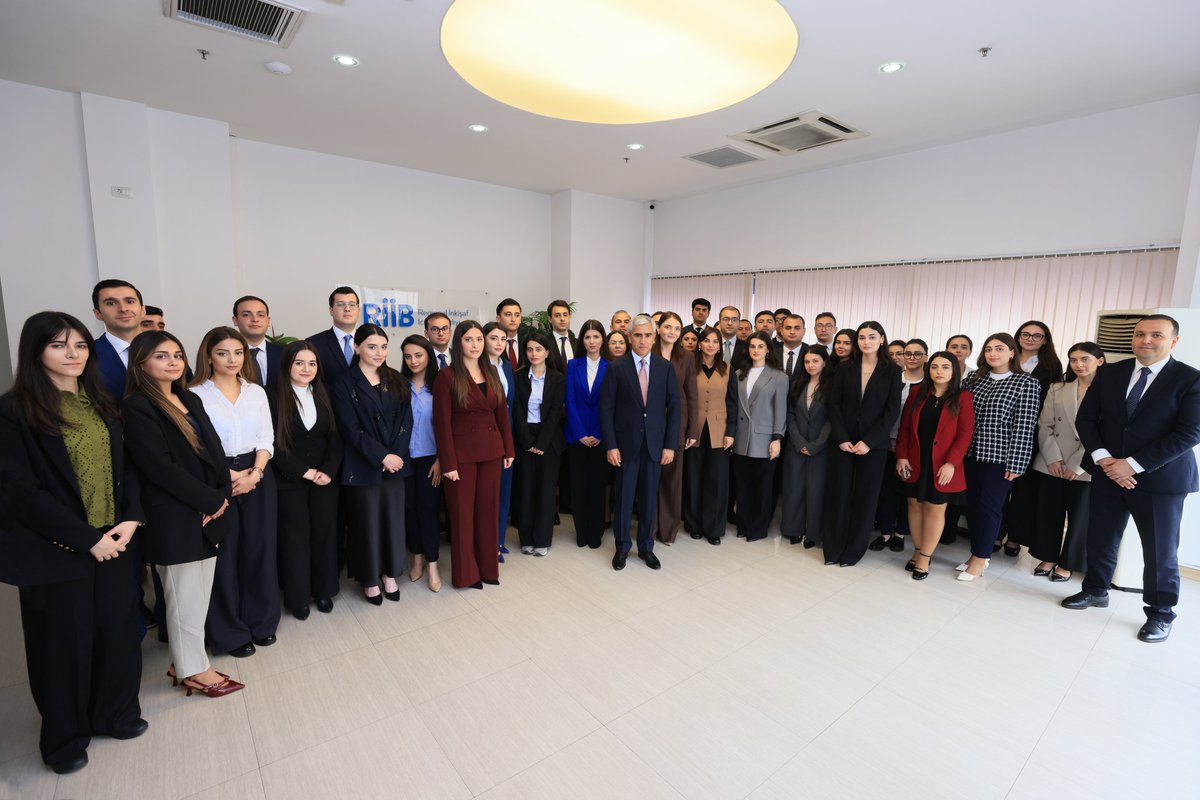 Mayın 12-də Heydər Əliyev Fondunun icraçı direktoru Anar Ələkbərovun iştirakı ilə “Regional İnkişaf” İctimai Birliyinin hesabat iclası keçirilib.
t.ly/_8m7X