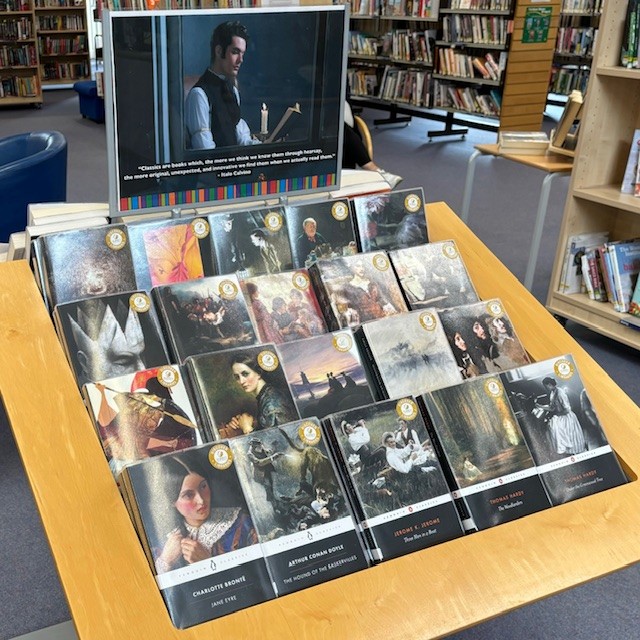 FarnhamLibrary's tweet image. Feeling philosophical?
Our new True and Discover displays showcase classic fiction, and non-fiction to get you thinking.

@SurreyLibraries 
#AshLibrary #SurreyLibraries #AshSurrey #LibraryDisplay #Classics #ClassicFiction #Philosophy #NonFiction #Philosophers