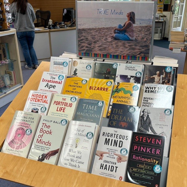 FarnhamLibrary's tweet image. Feeling philosophical?
Our new True and Discover displays showcase classic fiction, and non-fiction to get you thinking.

@SurreyLibraries 
#AshLibrary #SurreyLibraries #AshSurrey #LibraryDisplay #Classics #ClassicFiction #Philosophy #NonFiction #Philosophers