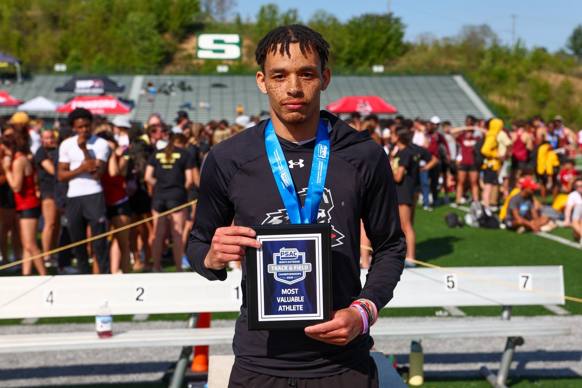 ICYMI: Casid Raymond was named Co-PSAC Most Valuable Athlete at the PSAC Championship

Earning 22 points individually
🥇: 200-meter dash
🥈:1 00-meter dash
5th:  Long Jump