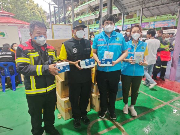 กรมอนามัย ส่งทีม SEhRT ปฏิบัติภารกิจและสนับสนุนหน้ากากป้องกันควันพิษแก่ประชาชนจากเหตุไฟไหม้โกดังโรงงานเฟอร์นิเจอร์ เขตลาดกระบัง
anamai.moph.go.th/th/news-anamai…
#ไฟไหม้ #ลาดกระบัง #SEhRT #กรมอนามัย
#กรมอนามัยกระทรวงสาธารณสุข