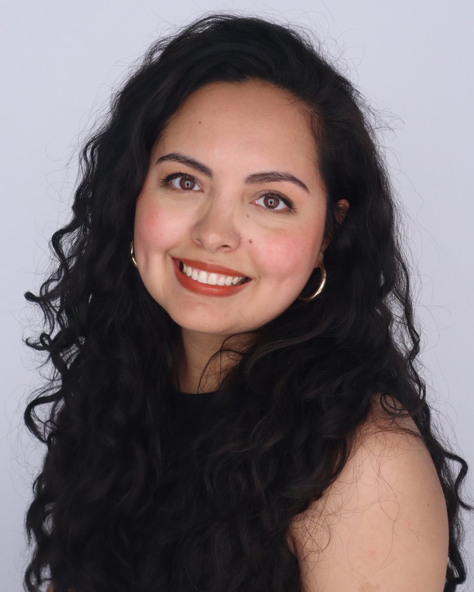 Meet Valeria Galindo, a proud dual language educator graduating with a B.A. in Equity &amp; Education, EC–6 Bilingual.

This fall, she begins teaching at Esparaza Elementary!

🔗bit.ly/42VxbLS

#UTSAGrad25