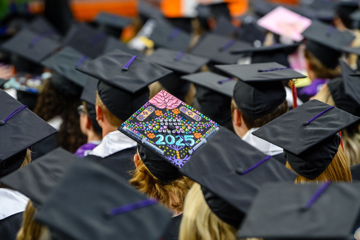 Amazing alumni 🤝 creative caps. Graduation weekend may be over, but mentally we're still here. ✨🎓