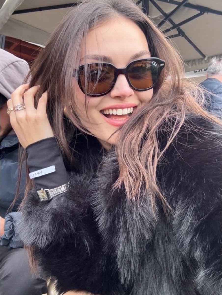 ffarbel_algon's tweet photo. faruk'un detayı 🤭
#farbel https://t.co/dWXCAYXmA9