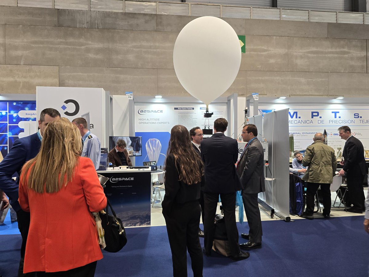 Day 1 at <a href="/FEINDEF_/">FEINDEF</a> : B2Space is sharing insights and showcasing our space innovation at Stand 8F18. Connect with our team to learn about our solutions. We are here all week. #b2space #space #defence #technology #networking #FEINDEF2025 #FEINDEF25