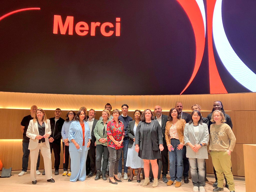 Orange Île-de-France (@orangeidf) on Twitter photo 📣 Journée de l'Engagement aujourd'hui pour valoriser les initiatives en faveur de l'#inclusion numérique, l'innovation, l'#égalité des chances et l'#environnement mises en œuvre en IDF avec le soutien des équipes engagées dans le milieu associatif soutenu par <a href="/FondationOrange/">FondationOrange</a> 📣 Journée de l'Engagement aujourd'hui pour valoriser les initiatives en faveur de l'#inclusion numérique, l'innovation, l'#égalité des chances et l'#environnement mises en œuvre en IDF avec le soutien des équipes engagées dans le milieu associatif soutenu par <a href="/FondationOrange/">FondationOrange</a>