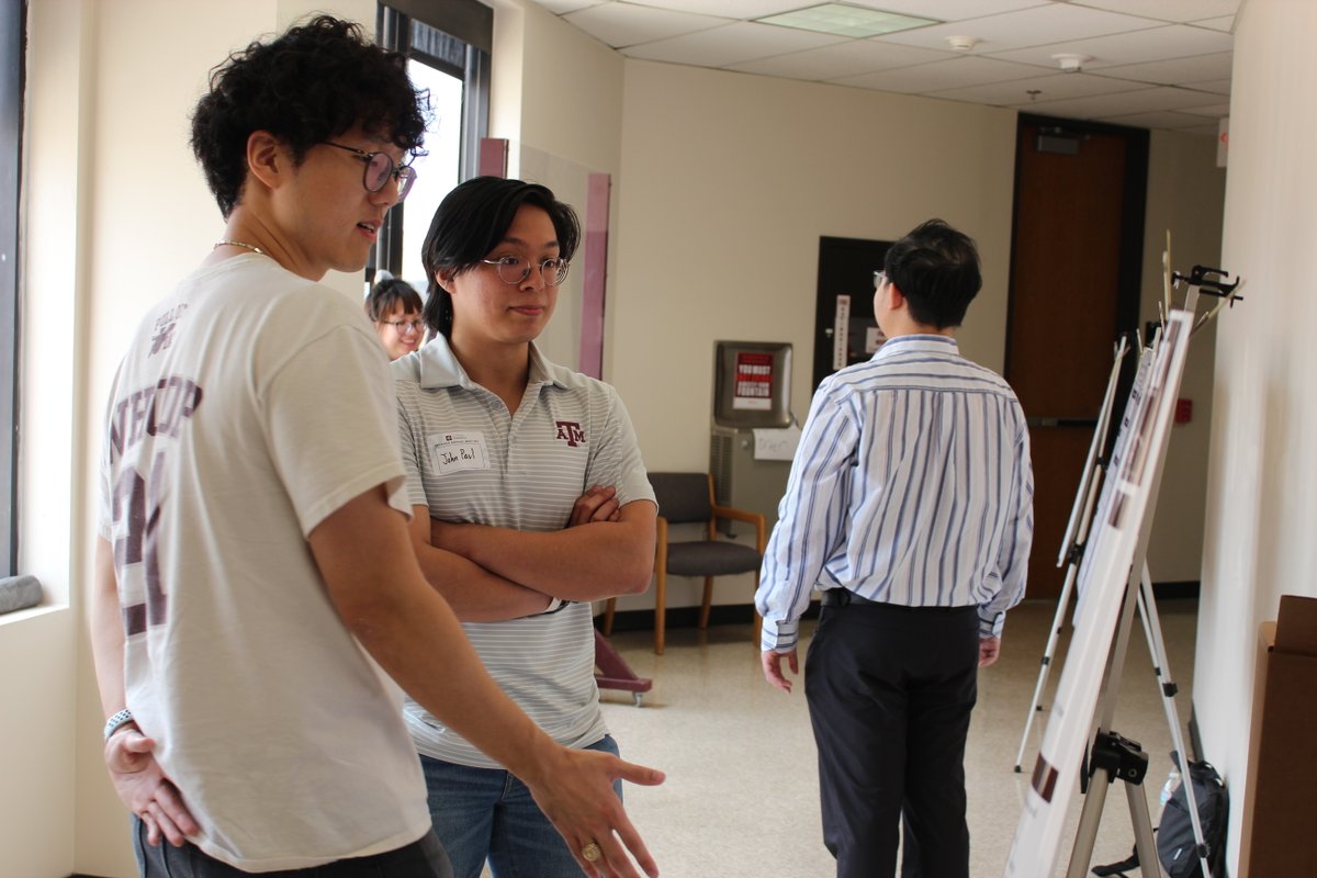TAMUstats's tweet image. π Huge congrats to all winners of the 2025 SETCASA Poster Competition! π
Special shoutout to Arhit, Snigdha, Srijato, John Paul, Brian, Trisha, Sungee & Aramayis! π
Amazing work by all β good luck on whatβs next! π«
#tamu #tamustats #statistics #postercomp