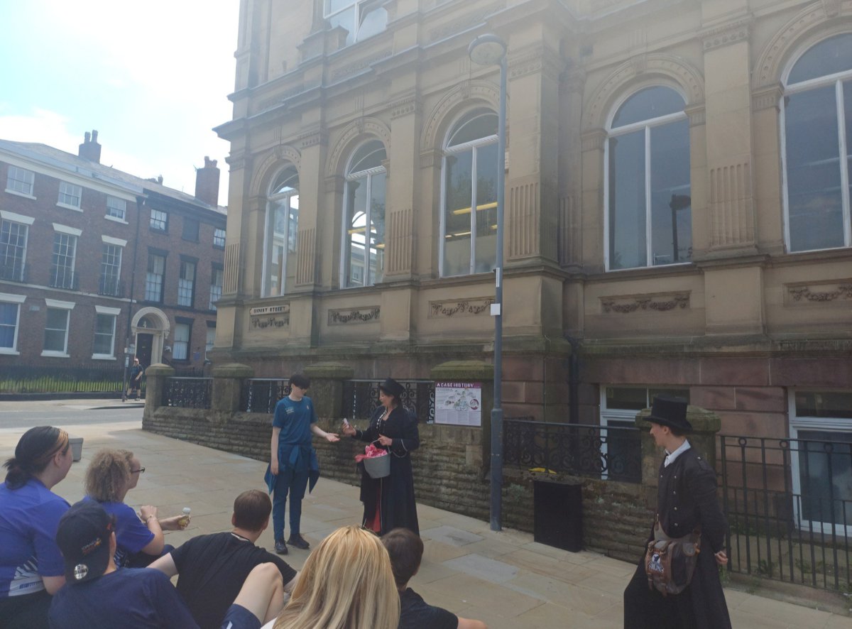 Everton Free School (@evertonschool) on Twitter photo Today our Year 9 students have enjoyed their <a href="/Shiverpool/">Shiverpool</a> tour around our amazing city! #OutdoorLearning #InsideTheCity Today our Year 9 students have enjoyed their <a href="/Shiverpool/">Shiverpool</a> tour around our amazing city! #OutdoorLearning #InsideTheCity