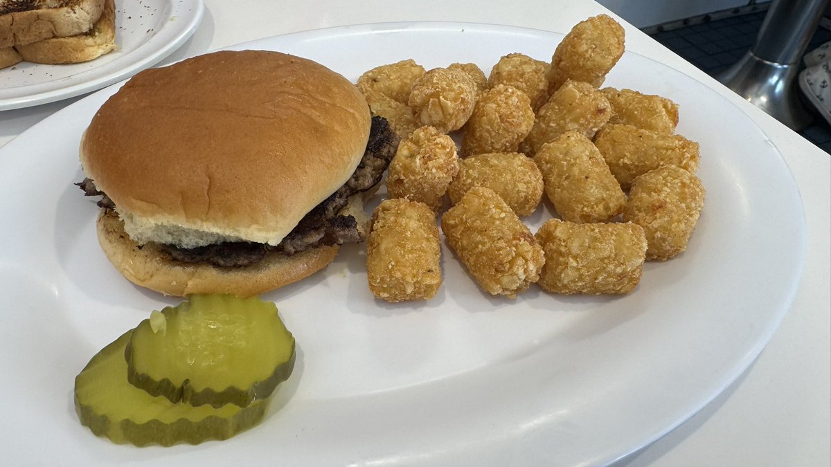 Dashing Womble (@dashingwomble) on Twitter photo Check out our latest food review video of a local Kansas City restaurant that has been in business for over 60 years; youtu.be/qmvq_obNxNo?si… #food #kansascity <a href="/promotekc/">Promote KC</a> <a href="/FoodNetwork/">Food Network</a> Check out our latest food review video of a local Kansas City restaurant that has been in business for over 60 years; youtu.be/qmvq_obNxNo?si… #food #kansascity <a href="/promotekc/">Promote KC</a> <a href="/FoodNetwork/">Food Network</a>