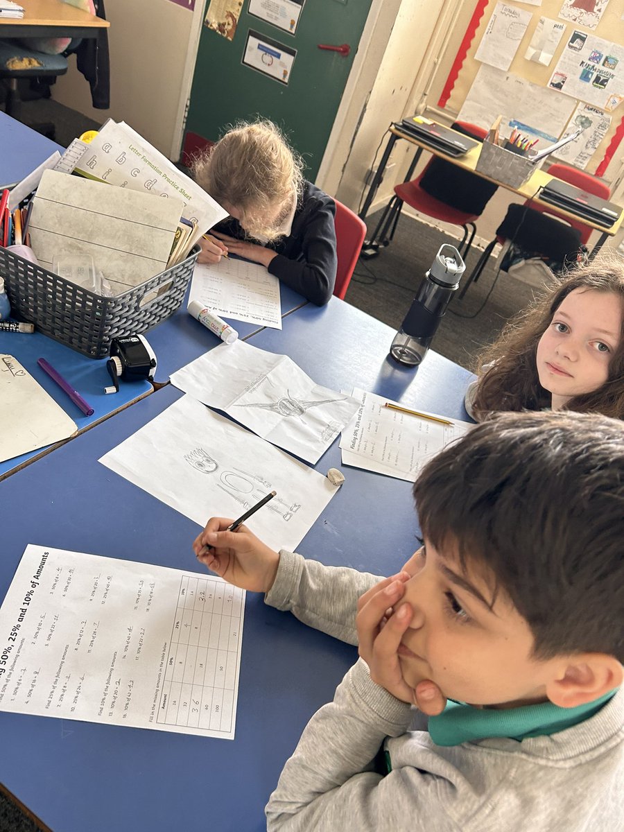 Mrs Burt & Room 10 (@missgehrmann) on Twitter photo This morning in Maths Room 10 were working to find fractions and percentages of amounts 💯☑️ <a href="/LawmuirPS/">Lawmuir PS</a> This morning in Maths Room 10 were working to find fractions and percentages of amounts 💯☑️ <a href="/LawmuirPS/">Lawmuir PS</a>
