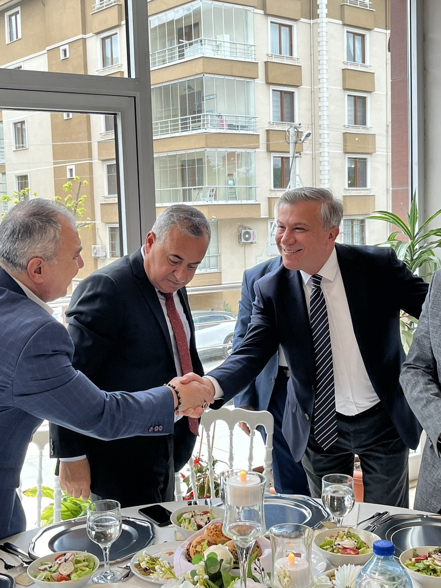 📌 AK Parti Bolu İl Teşkilatı olarak, Bolu Ticaret ve Sanayi Odası tarafından düzenlenen “18. İzzet Baysal Sosyal Sorumluluk Ödülü” Takdim Programı’na İl Başkanımız Sayın Suat Güner’in teşrifleriyle katılım sağladık.

#akparti #akpartibolu #yaparsaakpartiyapar <a href="/suat_guner/">Suat GÜNER</a>