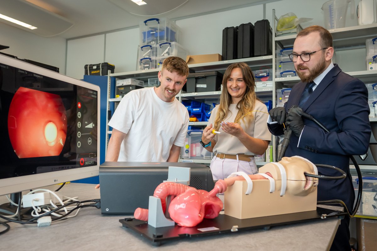 Economi Cymru (@economycymru) on Twitter photo 📢 NEW FUND OPEN 📢
The Flexible Skills Programme expands from £1.3M to £7.5M, funding thousands of training places across Welsh businesses!
“Rwy'n gyffrous am yr effaith y gallai Rhaglen Sgiliau Hyblyg estynedig fel hon ei chael yn y dyfodol.”💬<a href="/JackSargeantAM/">Jack Sargeant MS</a>
#LearningatWork 📢 NEW FUND OPEN 📢
The Flexible Skills Programme expands from £1.3M to £7.5M, funding thousands of training places across Welsh businesses!
“Rwy'n gyffrous am yr effaith y gallai Rhaglen Sgiliau Hyblyg estynedig fel hon ei chael yn y dyfodol.”💬<a href="/JackSargeantAM/">Jack Sargeant MS</a>
#LearningatWork