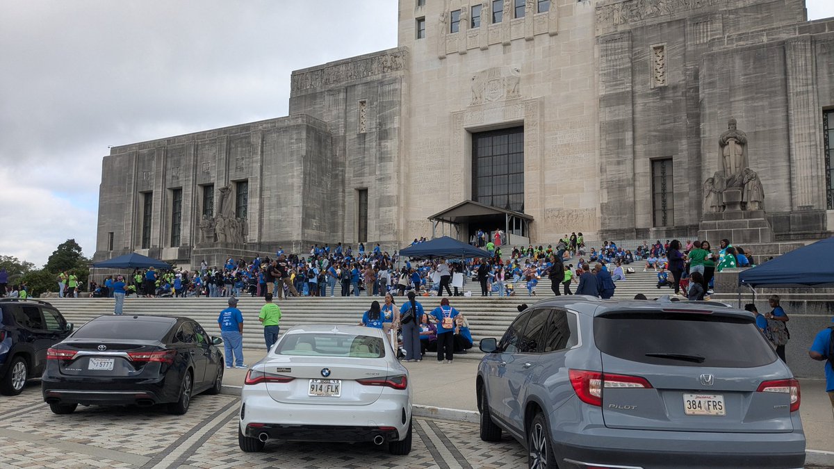 In my 12 years covering the Louisiana Legislature, this group of people rallying against cuts for child care assistance is the largest I've ever seen on the Capitol steps during session. #lalege