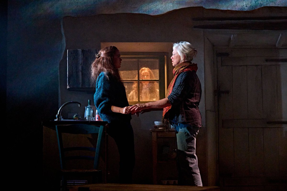 The Croft production shots have arrived! 

Have a swipe through these chilling shots before you come and see the show on tour. 👻 👀 

🎟️ thecrofttour.co.uk

📸 Manuel Harlan