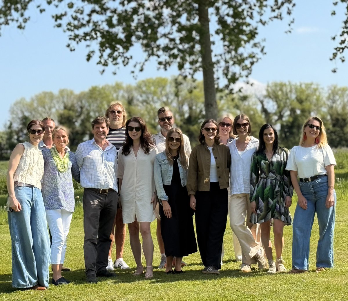 Mellow Yellow is 20! 💛🍾It was a joy to celebrate 20 years of producing our Mellow Yellow cold pressed rapeseed oil with friends of the brand. Read more about our journey: farrington-oils.co.uk/celebrating-20…