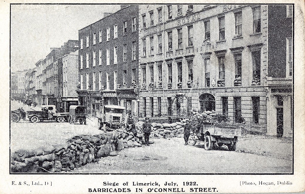 LimerickMuseum's tweet image. #OTD in 1922... 

The Civil War tore through #Limerick city in a siege that lasted eleven days. A week of sniping, running street battles and dramatic but ineffective raids by armoured cars on fortified positions resulted in stalemate. #History #Postcards #siege #civilwar
