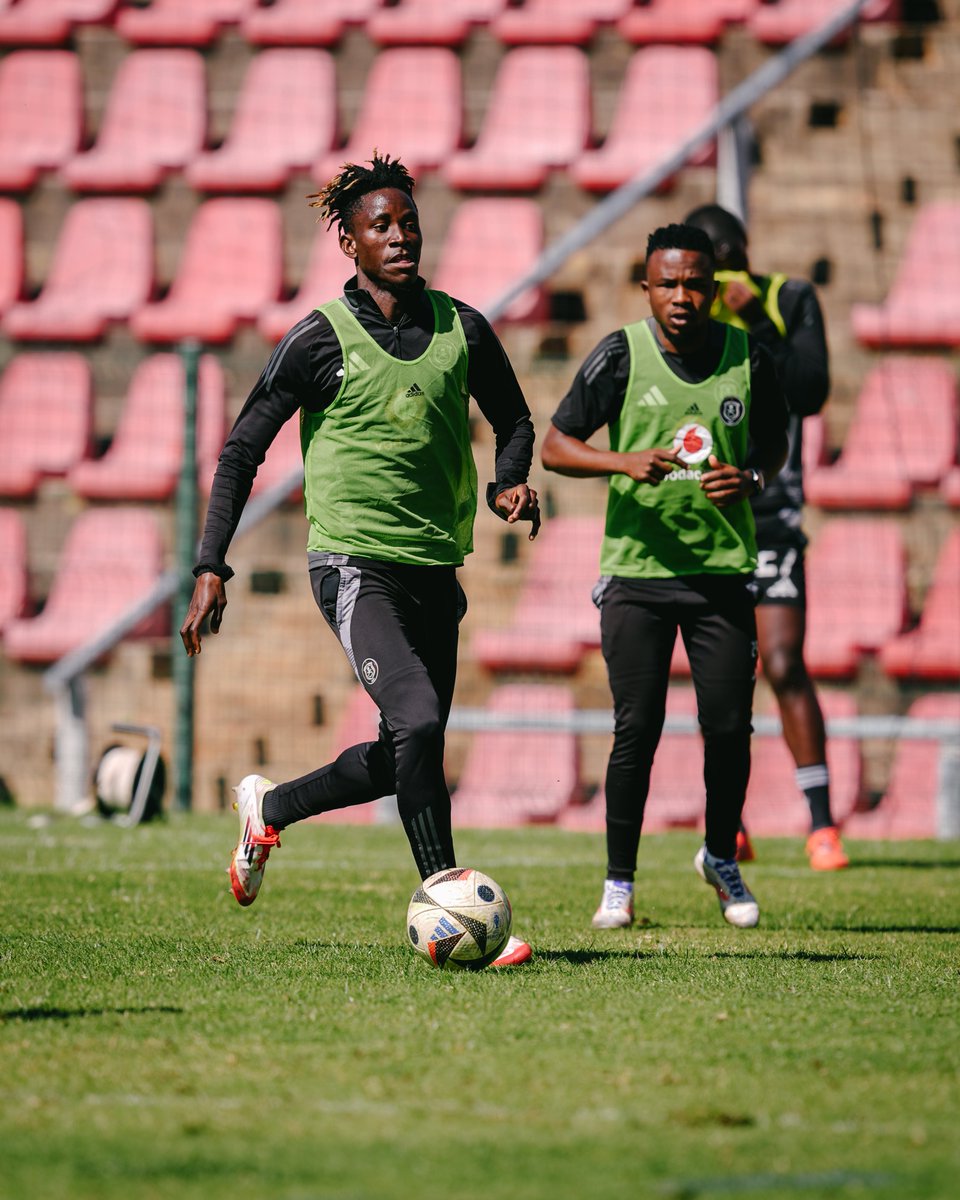 One last tune-up ⚡

⚫⚪🔴⭐
#OrlandoPirates
#OnceAlways