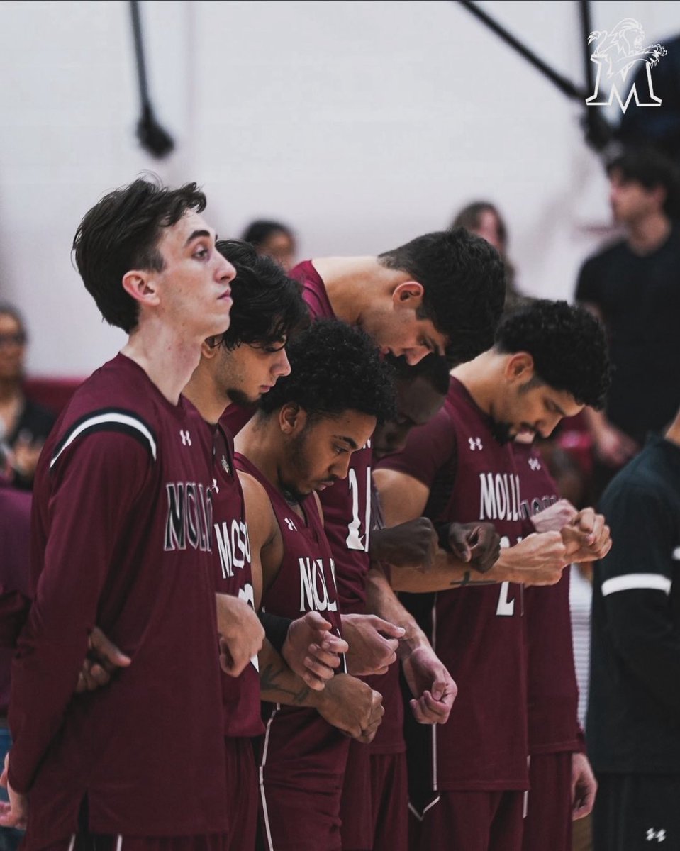 I'm blessed to announce that I have received an offer from Molloy University. I would like to thank Coach Conefry, Coach Mantesta, and the rest of the staff. Thank you for the opportunity.