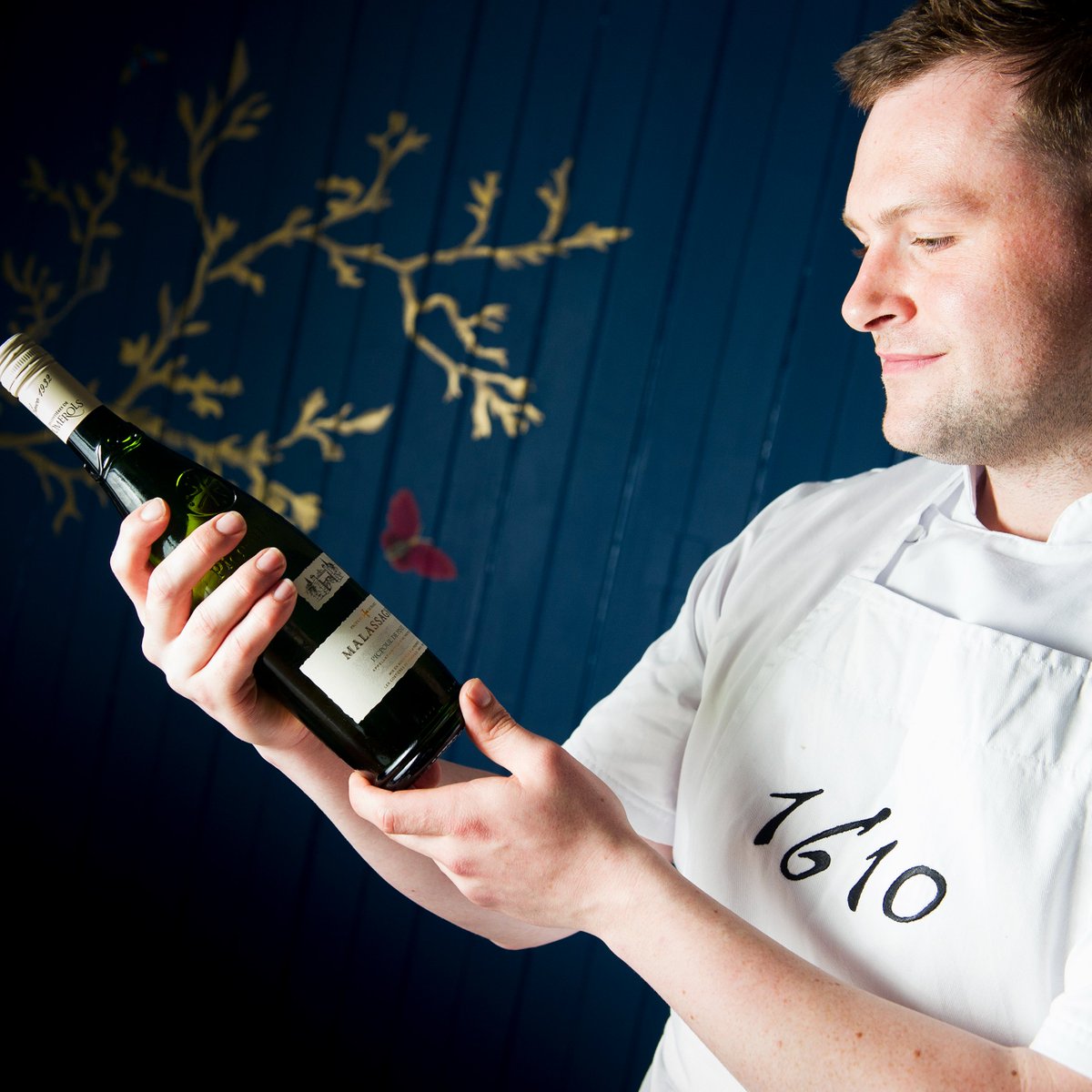 Don't miss out on a celebration of taste.
Join us for The Globe Inn's Cheese &amp; Wine Afternoon on Saturday 26th July. Discover incredible pairings curated by our Head Chef and wine expert. 
Book now -&gt; tinyurl.com/3ju5akdk