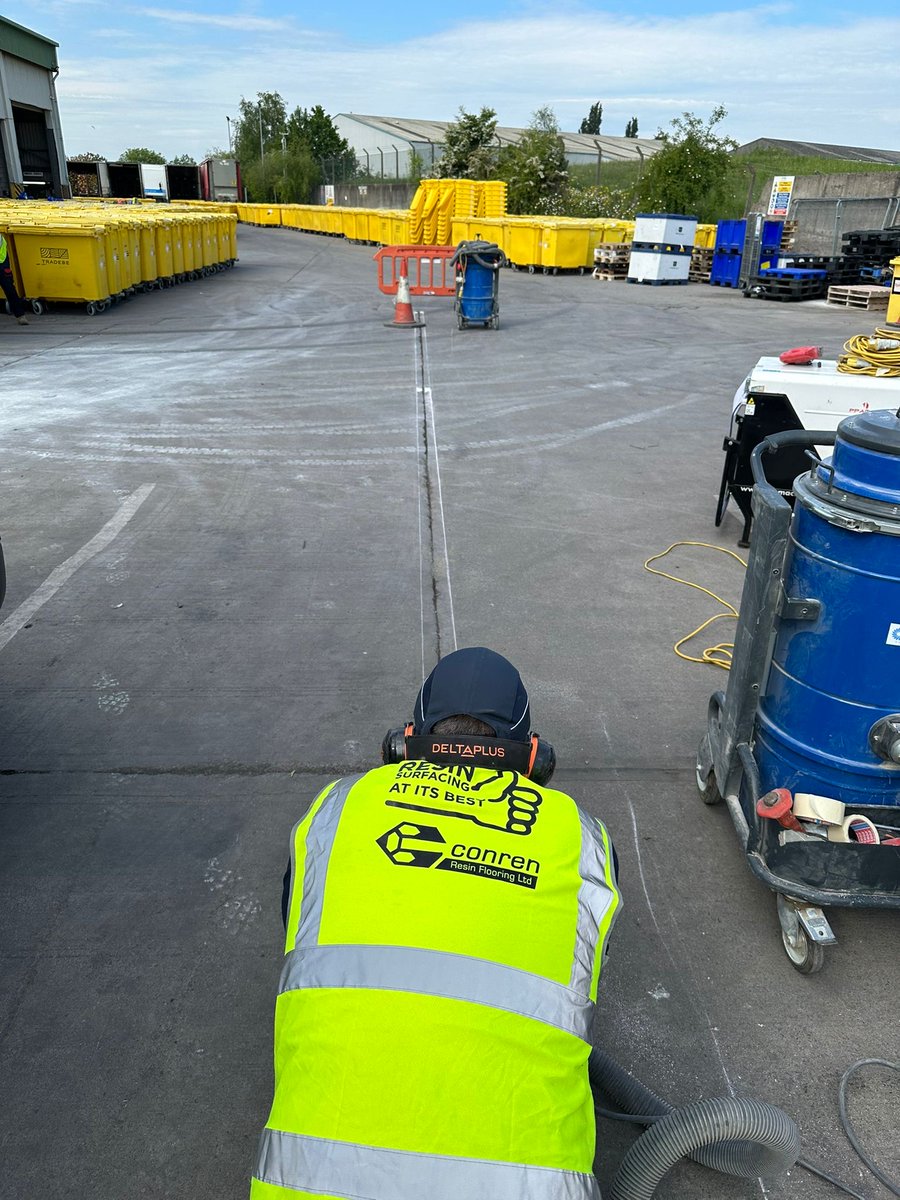 ConrenResin's tweet photo. A lovely sunny day 😎for some joint work outside in beautiful North Wales!!! #CRFLtd #Jointreinstatement https://t.co/5RL5bb37kH