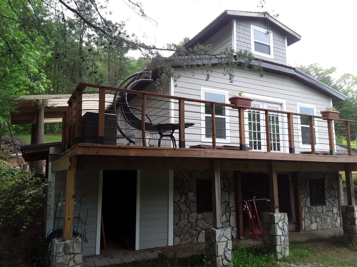 Hey fellow Vets!  Today I’m busier than Elon on Mother’s Day! The she-shed is slowly becoming a she-vila... Didn’t finish the roof on the covered patio but I’ve made some progress. 🤔 Apparently I have traded my DD-214 for a DIY-2025...26, 27...🤷‍♂️
