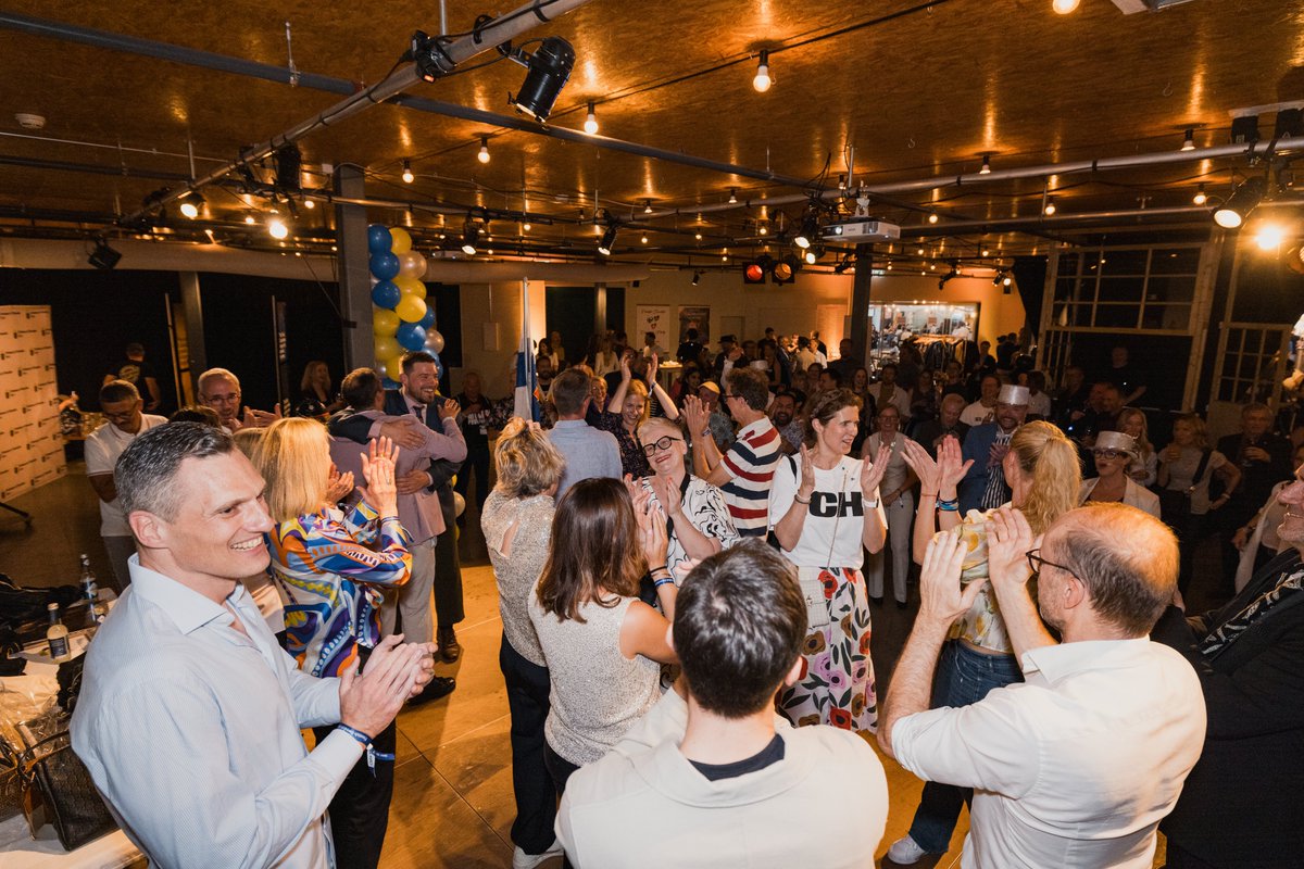Swedish Embassy Bern (@swedeninch) on Twitter photo What a party, KAJ and Erika Vikman! On Saturday, the Embassies of Finland and Sweden hosted an event at Markthalle Basel, in honour of the two countries’ delegations to the Eurovision Song Contest, representing <a href="/svt/">SVT</a> and <a href="/yle/">れいぜ</a>.
<a href="/finlandinCH/">Finland in Switzerland and Liechtenstein</a>
<a href="/SweMFA/">Swedish Ministry for Foreign Affairs</a>
Photo credit: olivergary What a party, KAJ and Erika Vikman! On Saturday, the Embassies of Finland and Sweden hosted an event at Markthalle Basel, in honour of the two countries’ delegations to the Eurovision Song Contest, representing <a href="/svt/">SVT</a> and <a href="/yle/">れいぜ</a>.
<a href="/finlandinCH/">Finland in Switzerland and Liechtenstein</a>
<a href="/SweMFA/">Swedish Ministry for Foreign Affairs</a>
Photo credit: olivergary