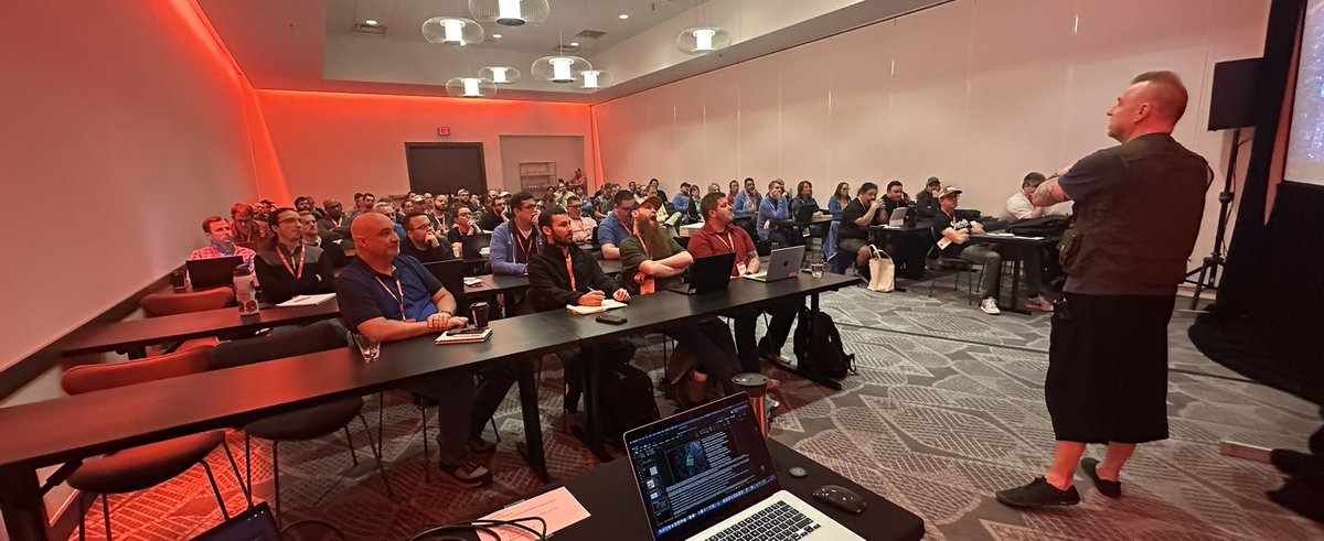 sejesok's tweet photo. Incredibly honored to continue to be a part of the #MMSMOA conference and all of #itpro goodness shared at it. Love this IT Community 😎 https://t.co/mMVTwN396K