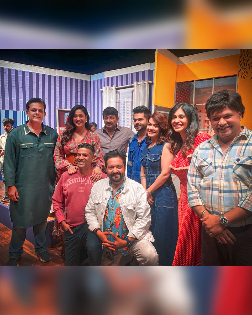 nasirrkhanofcl's tweet image. Thx to Manoj Tiwari for coming to our play in Delhi, 5 Apr. Masti after the play with amazing actors. The perfect team, making magic happen one frame at a time! 🌟

#BehindTheScenes #CrewLove #FilmingFun #SetLife #Teamwork #Collaboration #OnSet #EntertainmentIndustry #Bollywood