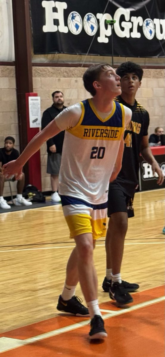 🔥Caleb Garutti has been the most consistent contributor for <a href="/TheChurchSelect/">Riverside Select</a> HGAL all season. Elite defender on and off the ball, tough defensive matchup, rebounds at a high level. High-IQ offensively with a smooth mid-range pull-up and reliable catch-and-shoot 3.