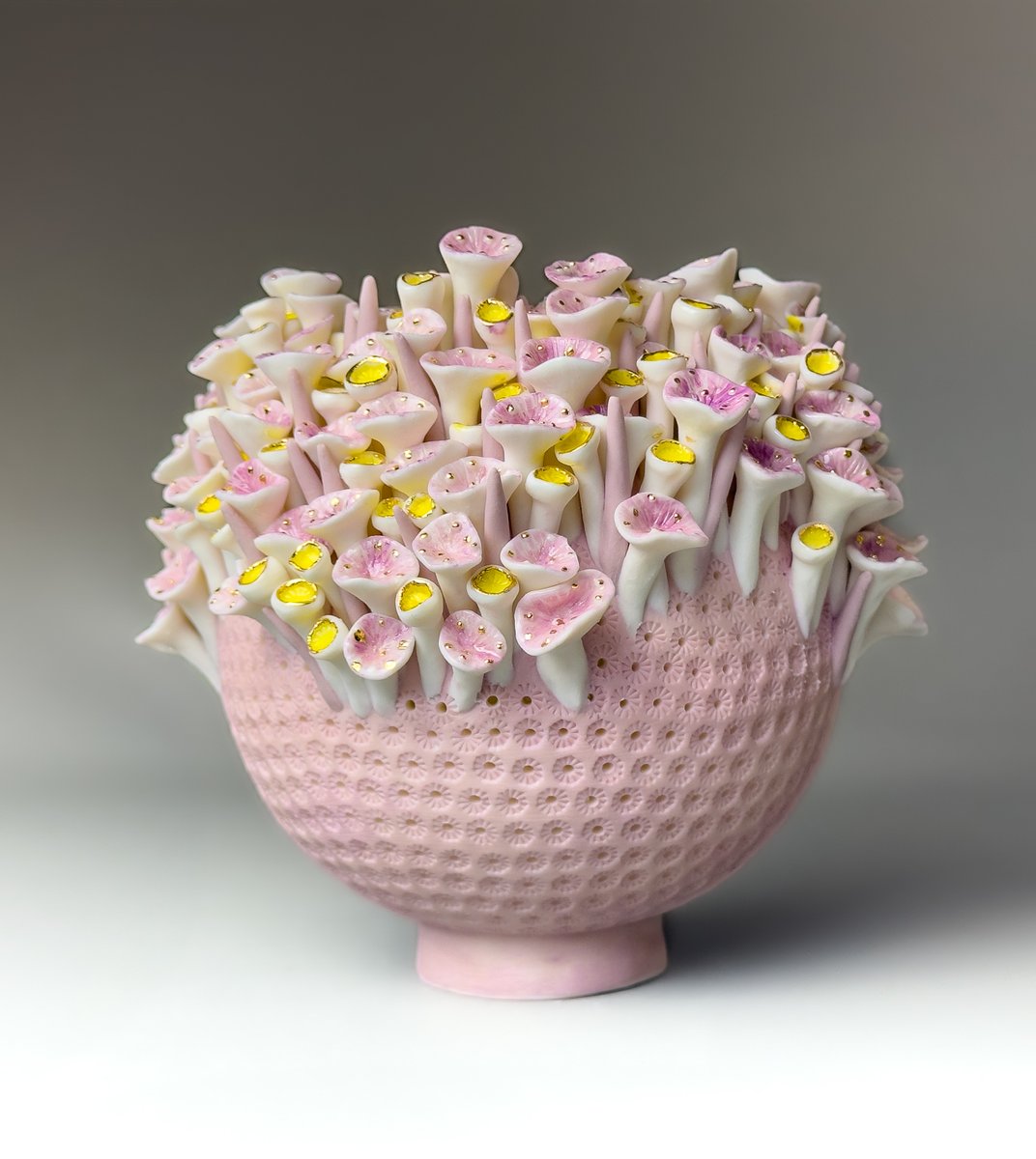 Contemporary Applied Arts: Craft in Evolution | 13-18 May in Oxo Gallery ❌

As part of our #LondonCraftWeek programme, Craft in Evolution showcases the work of 25 makers, exploring the relationship between craftsmanship and innovation.

More info 👉bit.ly/4iVjyRt