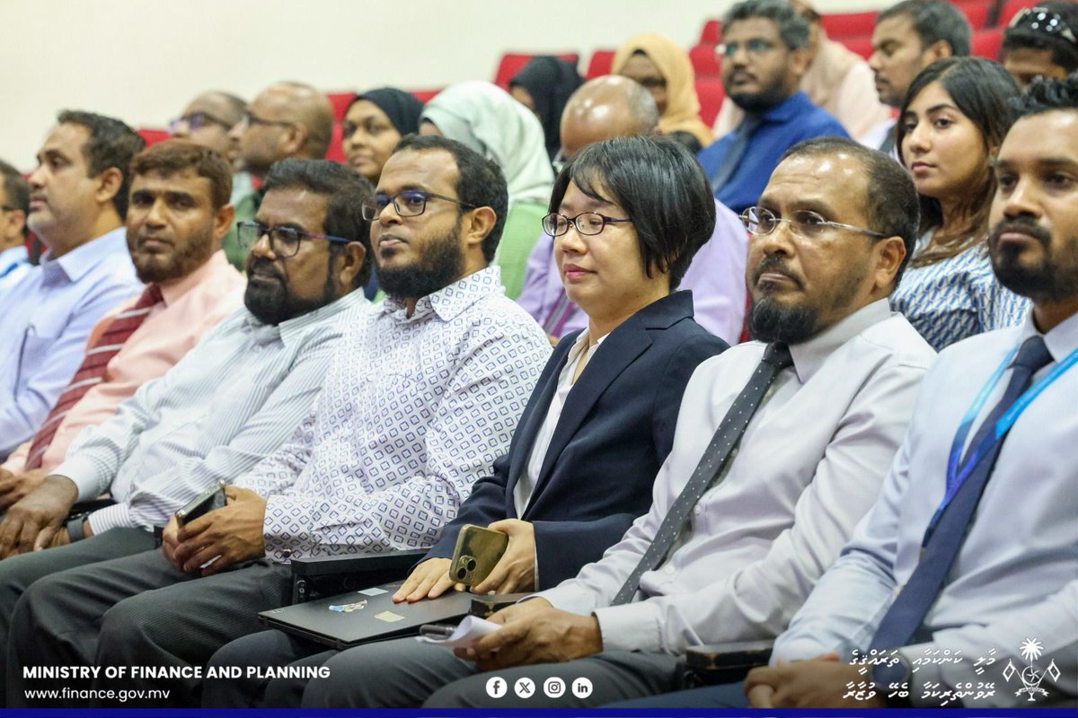 MoFmv's tweet photo. The Policy Dialogue on the Economic & Social Survey of Asia & the Pacific 2025 was held at @MNUedu.
The session focused on understanding the macroeconomic implications of climate change, in collaboration with the Ministry, @UNESCAP and the @MNUedu.
#APSurvey #AsiaPacific https://t.co/fhzPXQdshS