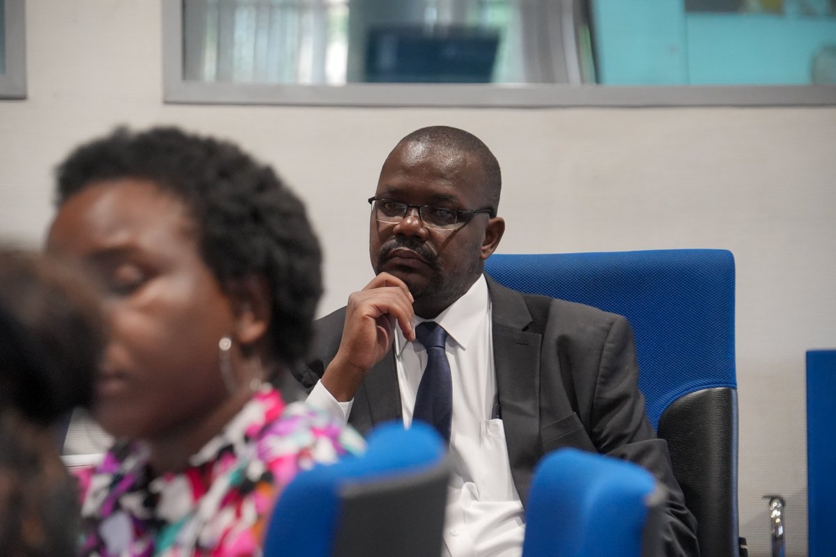 UNDPAfrica's tweet image. 💬 This is a very exciting initiative, especially the idea of using predictive models to inform policy choices, which I think is the unique aspect of the index.- @rnlekalake of @afrobarometer, speaking at #ATI validation workshop.

#AFSIT
#DataForDevelopment