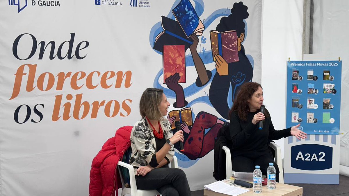 📚Así foi a primeira Conversa Follas Novas!
O ciclo de encontros cos galardoados na edición 2025

Onte conversaron as gañadoras de Narrativa e Teatro

Iniciativa dos Premios Follas Novas, colaboran a Federación de Librarías de Galicia e a Secretaría Xeral de Política Lingüística