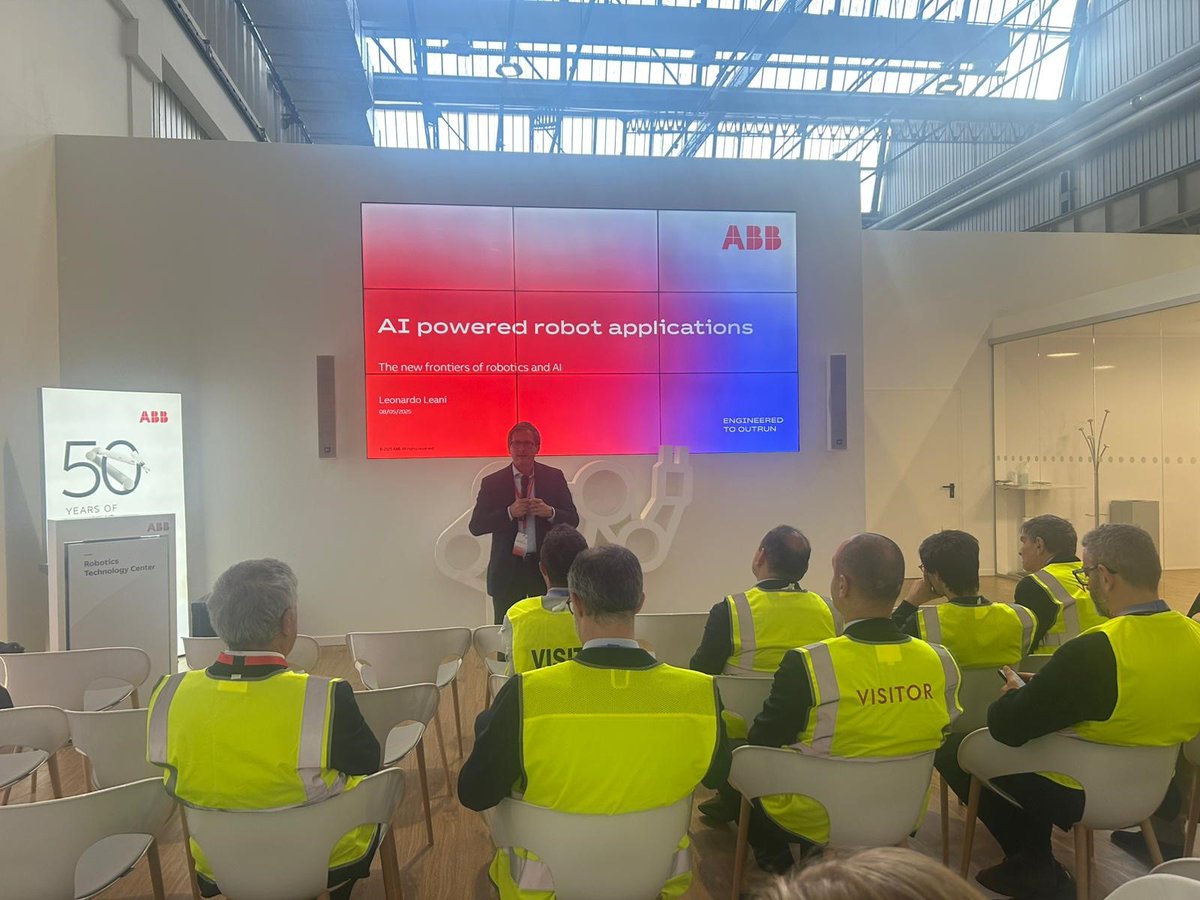 ABB Italia (@abbitalia) on Twitter photo Dialogo e innovazione a Vittuone: #ABB ha ospitato il Consiglio Congiunto dei Meccatronici di <a href="/Assolombarda/">Assolombarda</a> e <a href="/UITORINO/">Unione Industriali Torino</a>.
Visita all'<a href="/ABBRobotics/">ABB Robotics</a> Technical Center e all’OEM Hub di <a href="/ABBMotion/">ABB Motion</a>, poi confronto su #AI e #automazioneindustriale.
Grazie a tutti i partecipanti! Dialogo e innovazione a Vittuone: #ABB ha ospitato il Consiglio Congiunto dei Meccatronici di <a href="/Assolombarda/">Assolombarda</a> e <a href="/UITORINO/">Unione Industriali Torino</a>.
Visita all'<a href="/ABBRobotics/">ABB Robotics</a> Technical Center e all’OEM Hub di <a href="/ABBMotion/">ABB Motion</a>, poi confronto su #AI e #automazioneindustriale.
Grazie a tutti i partecipanti!