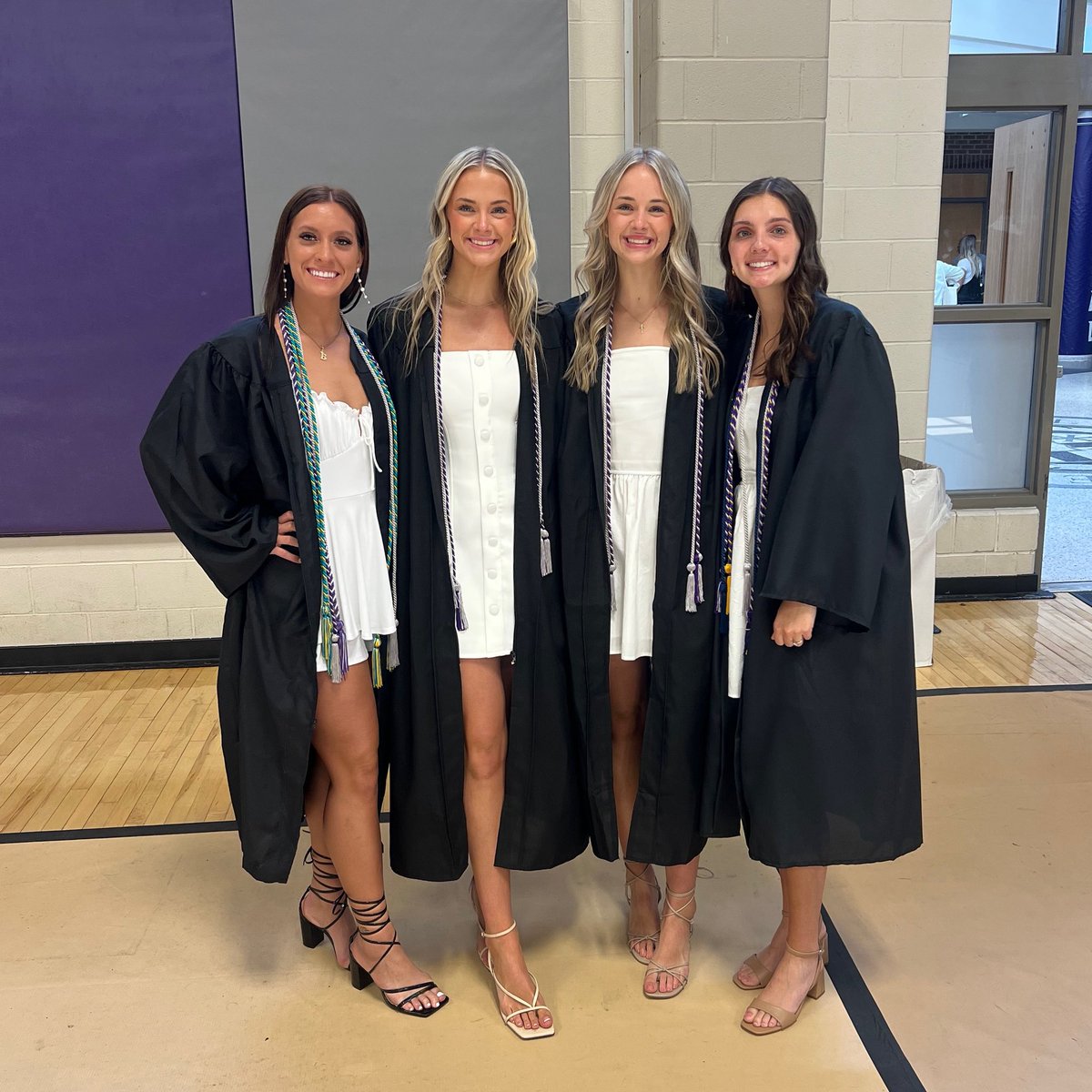 Congratulations to the class of 2025!! Thank you for all you have done for our program, on &amp; off the court 💜