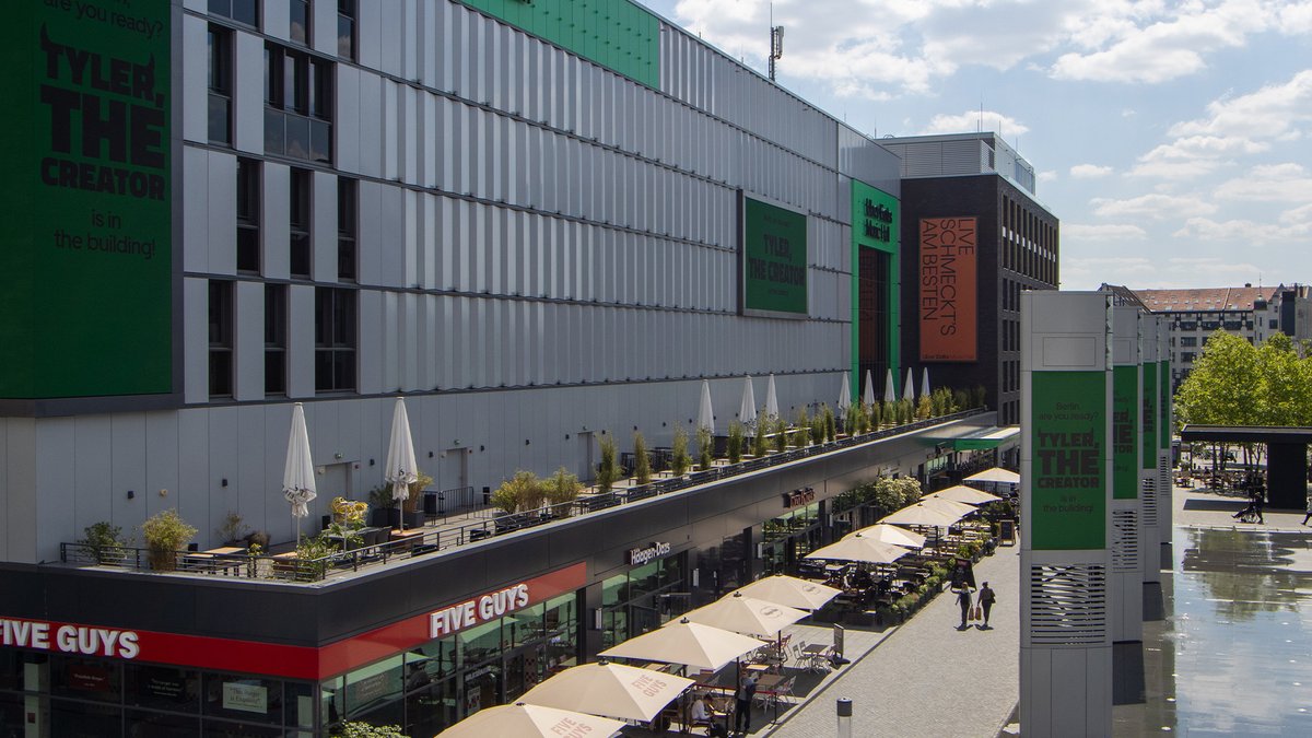 Heute ist Tyler, The Creator-Tag.
#CHROMAKOPIA macht Halt in Berlin – wer ist dabei? 🔥🔥

#UberArena #CHROMAKOPIABerlin