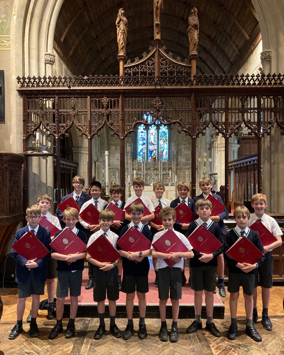 Salisbury Cathedral Choir (@salcathchoir) on Twitter photo 🎶 We’re out rehearsing at St Michael’s, Melksham, giving our next concert in <a href="/DioSalisbury/">Diocese of Salisbury</a> 🎶 🎶 We’re out rehearsing at St Michael’s, Melksham, giving our next concert in <a href="/DioSalisbury/">Diocese of Salisbury</a> 🎶