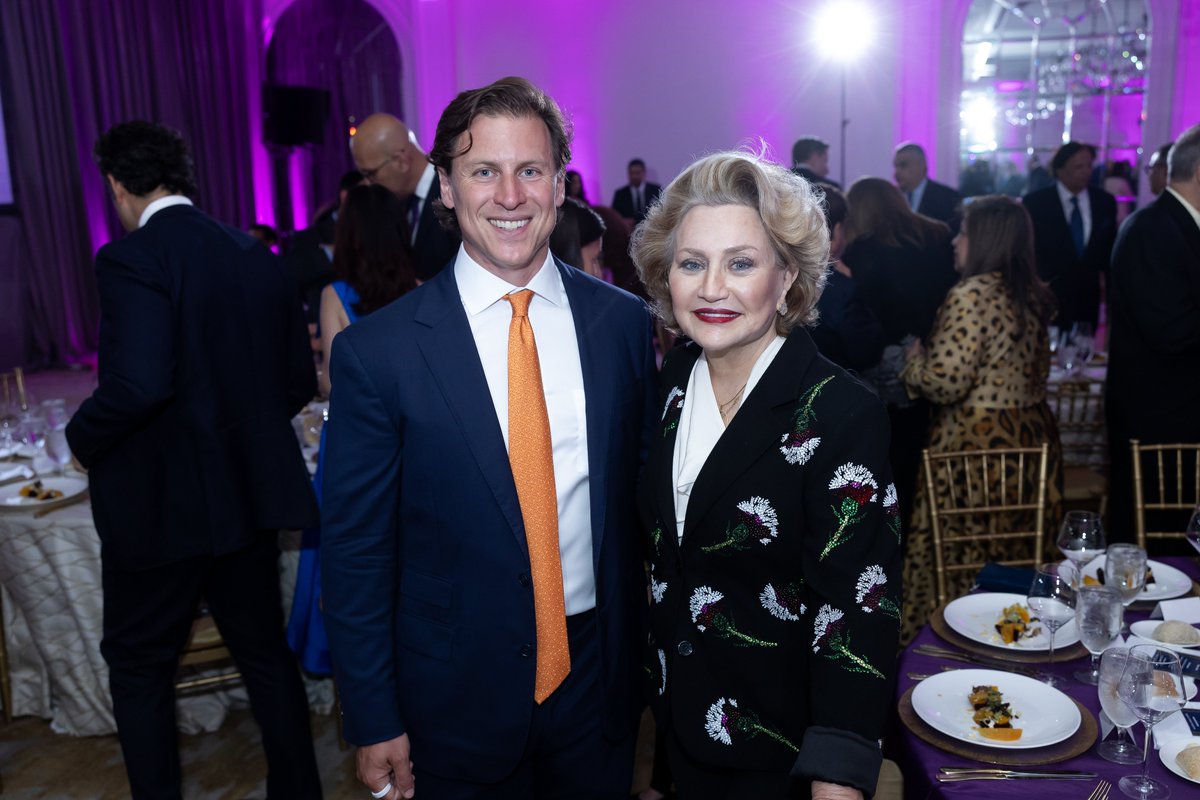 America_Abroad's tweet photo. 12th AAM Awards Dinner cont. @politico @R_Allbritton @greenbergerj @realgoodcoffee1 @azembassyus @EsinErkan2 @MarkVlasic https://t.co/z1nWmwACLR
