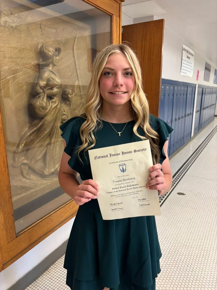 Congrats to Teagan Duehning for making the National Junior Honor Society!!  Way to work T!  🤓📚💙