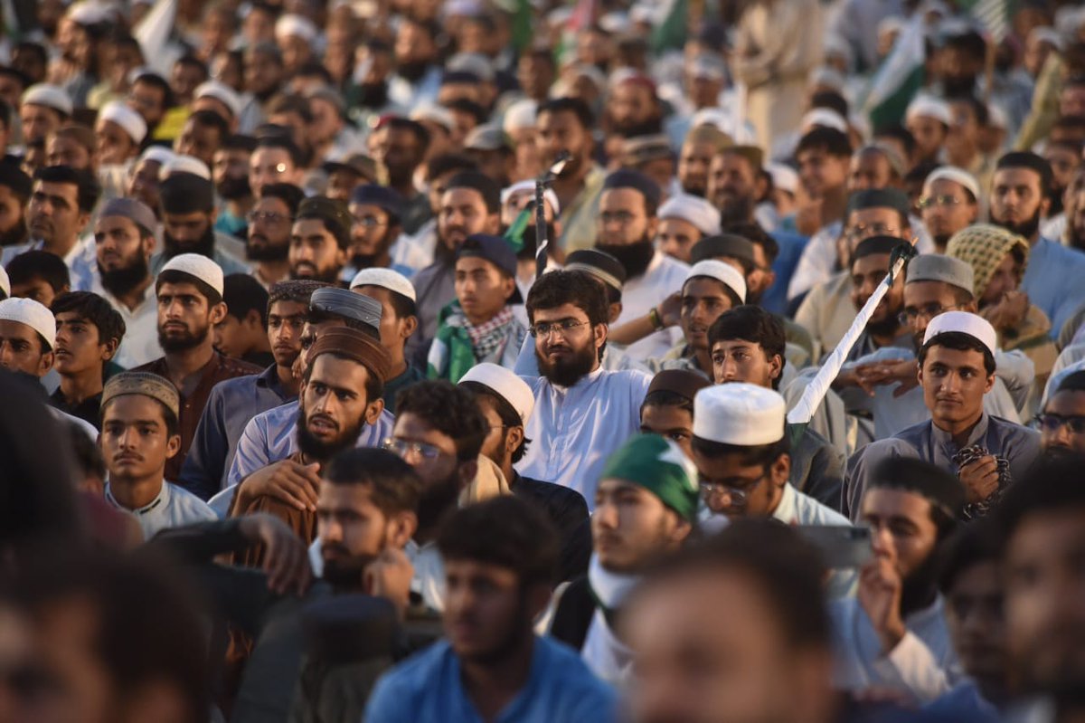 DifaeWatan's tweet photo. دفاع وطن کونسل کی بنیان مرصوص کانفرنس باغ جناح کراچی ، عوام کا جم غفیر افواج پاکستان سے اظہارِ یکجہتی کےلئے موجود 

#DifaeWatanCouncil
#BunyanumMarsoosConference https://t.co/GpmSoj6z0c