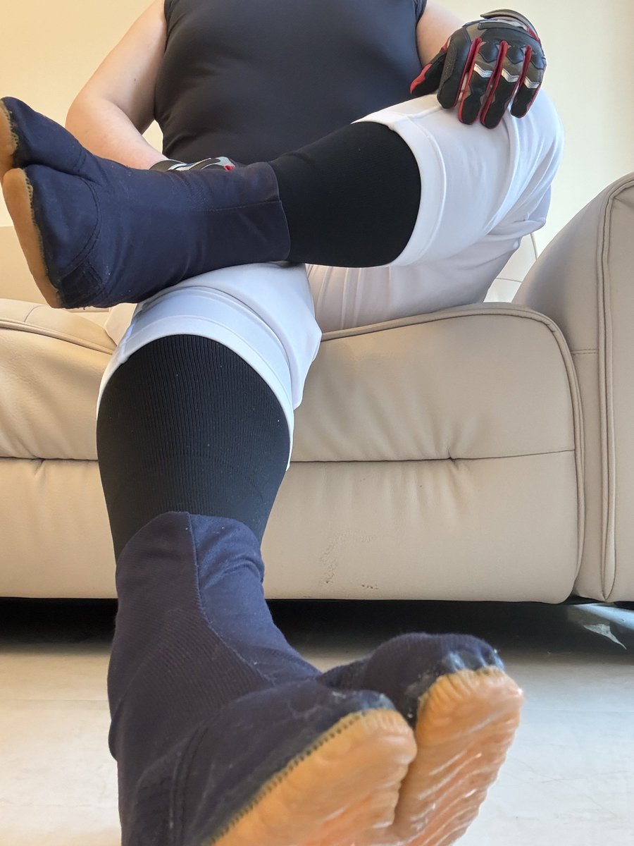 （看起来像是要修理什么的样子（并不

这次的合集感兴趣的人似乎并不多呢，其余的可能也只好留给应援俱乐部的小狗们看了（真的有这种群组吗