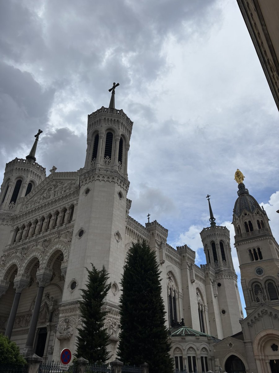 _ChristusRex_'s tweet image. Basilique Notre-Dame de Fourvière, Lyon