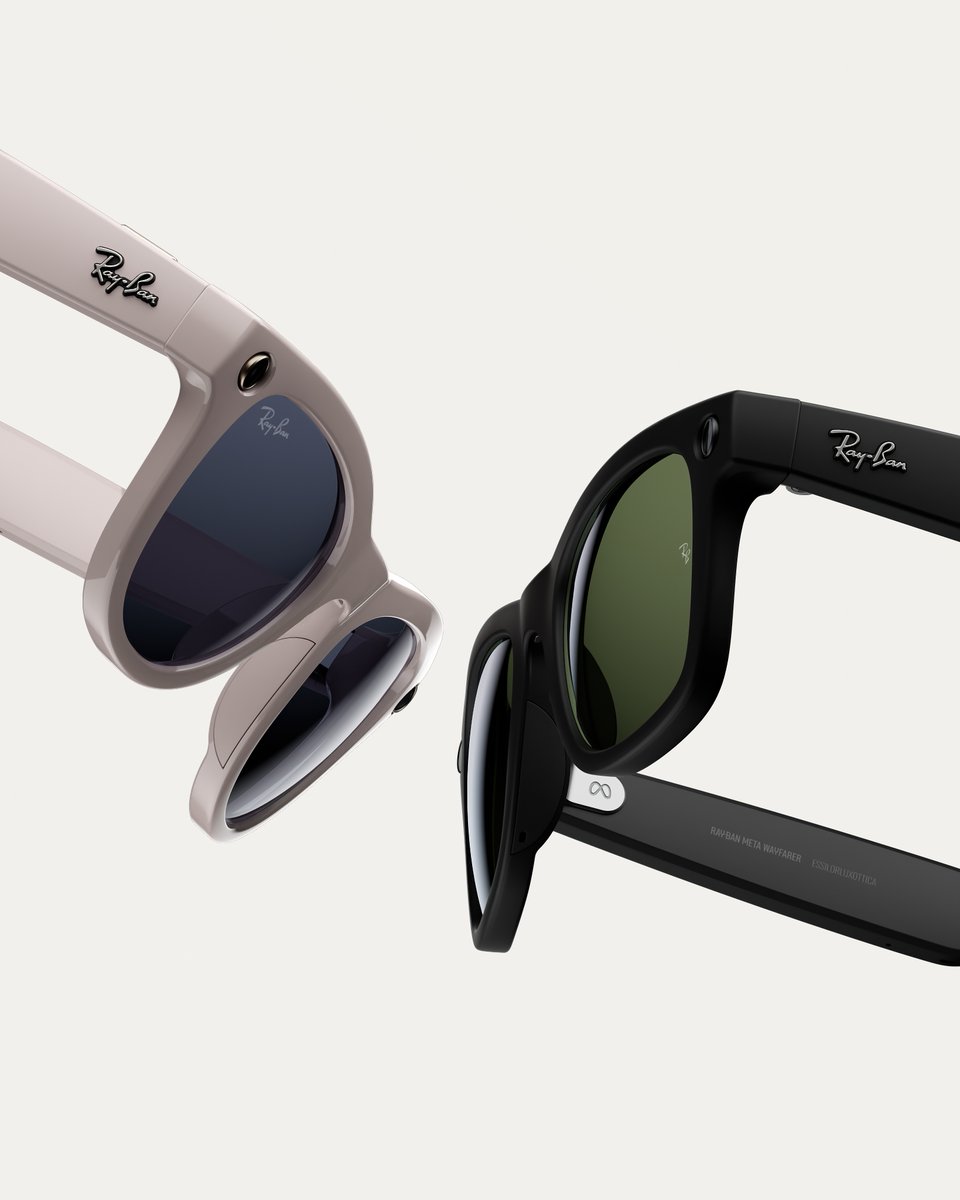 The latest generation of wearable tech is now available in UAE. 
Mexico and India coming soon. Stay tuned!  
#RayBanMeta