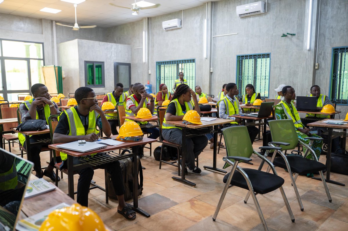 ROGEAP ASPIRE kicked off today in Benin and Togo. 
Through the support of <a href="/WorldBank/">World Bank</a>, CTF and DGIS, we are equipping the manpower for energy transition in Africa.