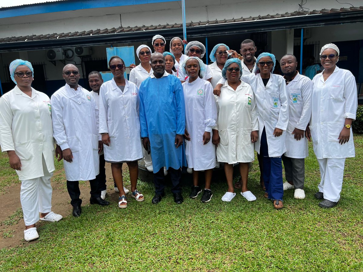 cam_crid's tweet photo. Douala, Cameroon. From May 8-9, a team from the ICEMR-EMERGENTS project at CRID ( @cam_crid ) launched the practical phase of their study at "Cité des Palmiers" District Hospital. Led by Dr. @ElangaEmmanuel , they trained ten nurses to perform the standard operating procedures. https://t.co/wHucCthQbe