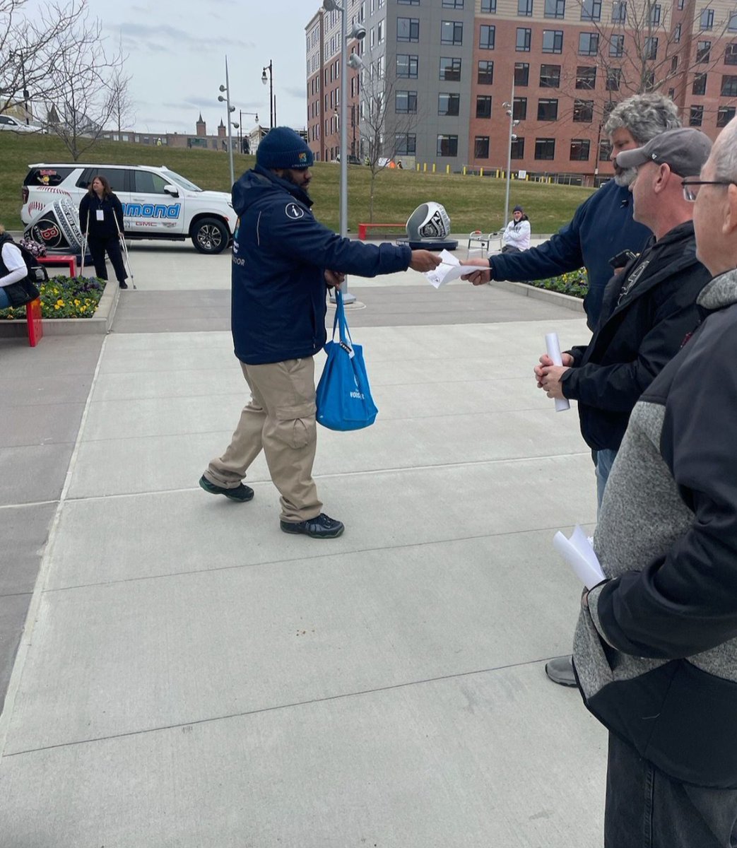 In the Downtown Worcester BID, Community Engagement efforts officially launched in April &amp; will continue through November 1st. 
Got a question, concern, or want to shout out great ambassador work? Call their Community Engagement Hotline at 508-736-1154 — we’re here to help!